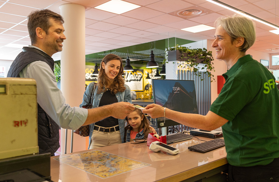 Lecco Hostel Reception